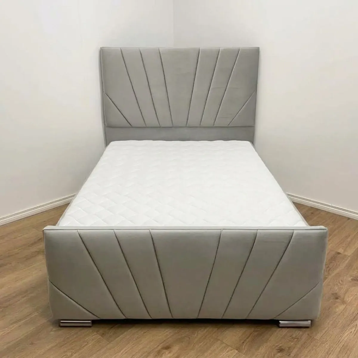 Bed - Image 2
