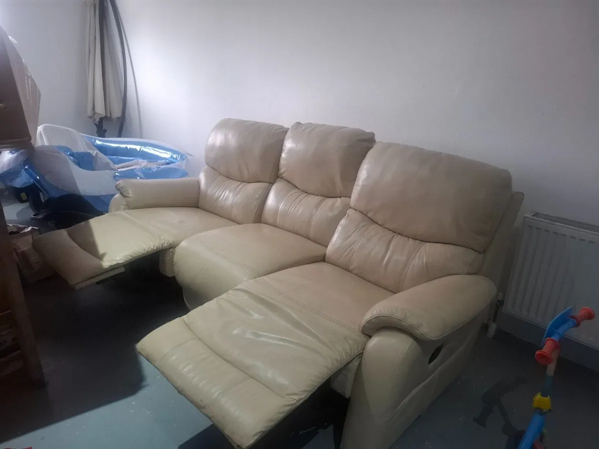 Cream Leather 3-Seater Recliner Sofa - Image 1