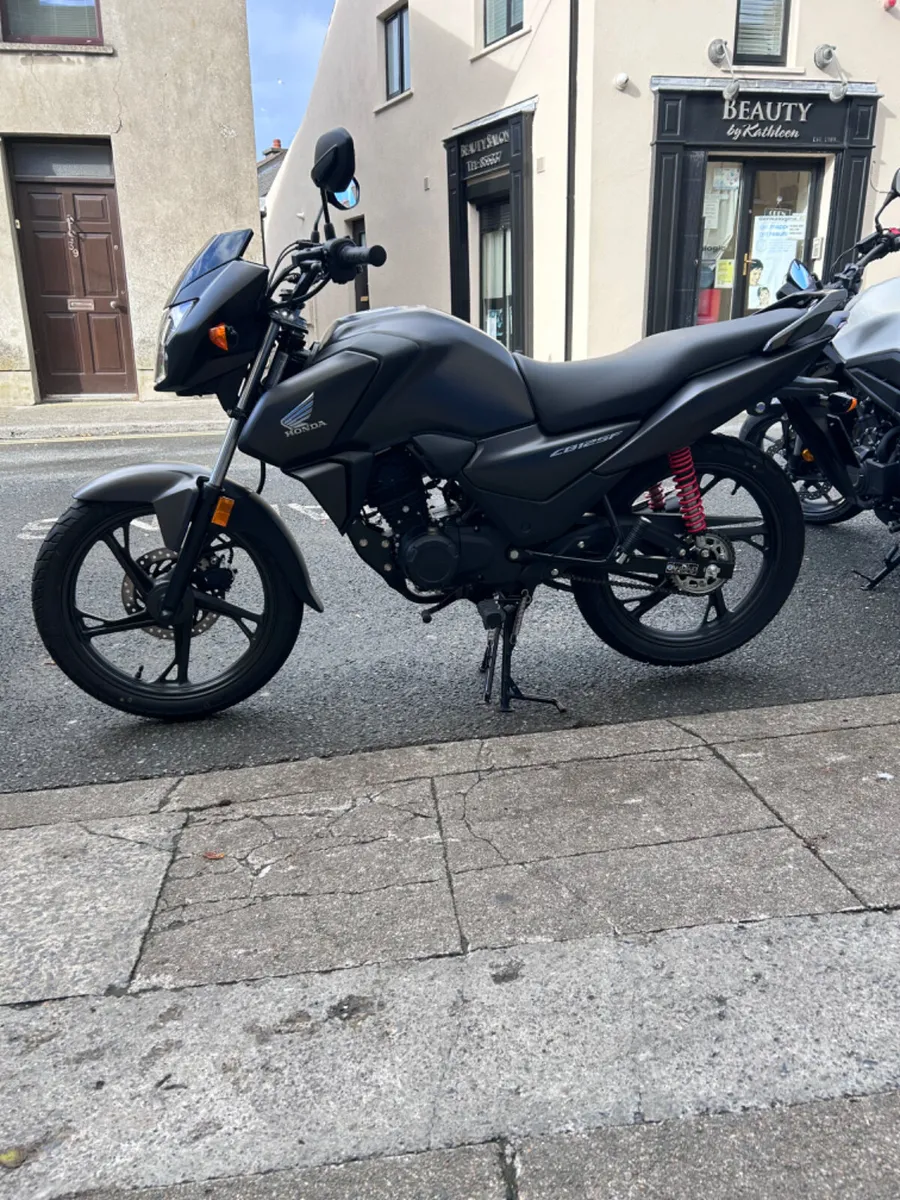 261 Honda CB 125F - Image 2