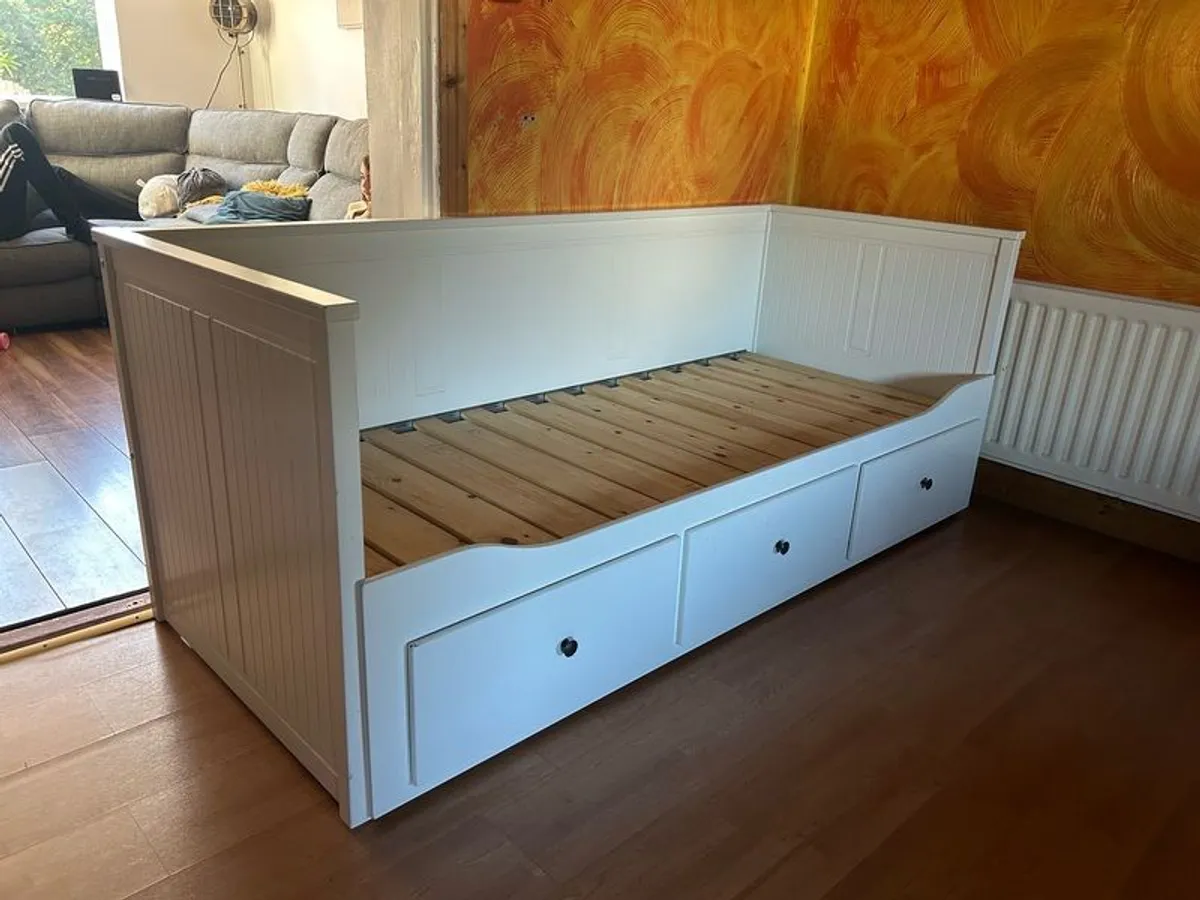 IKEA Hemnes day bed - Image 4
