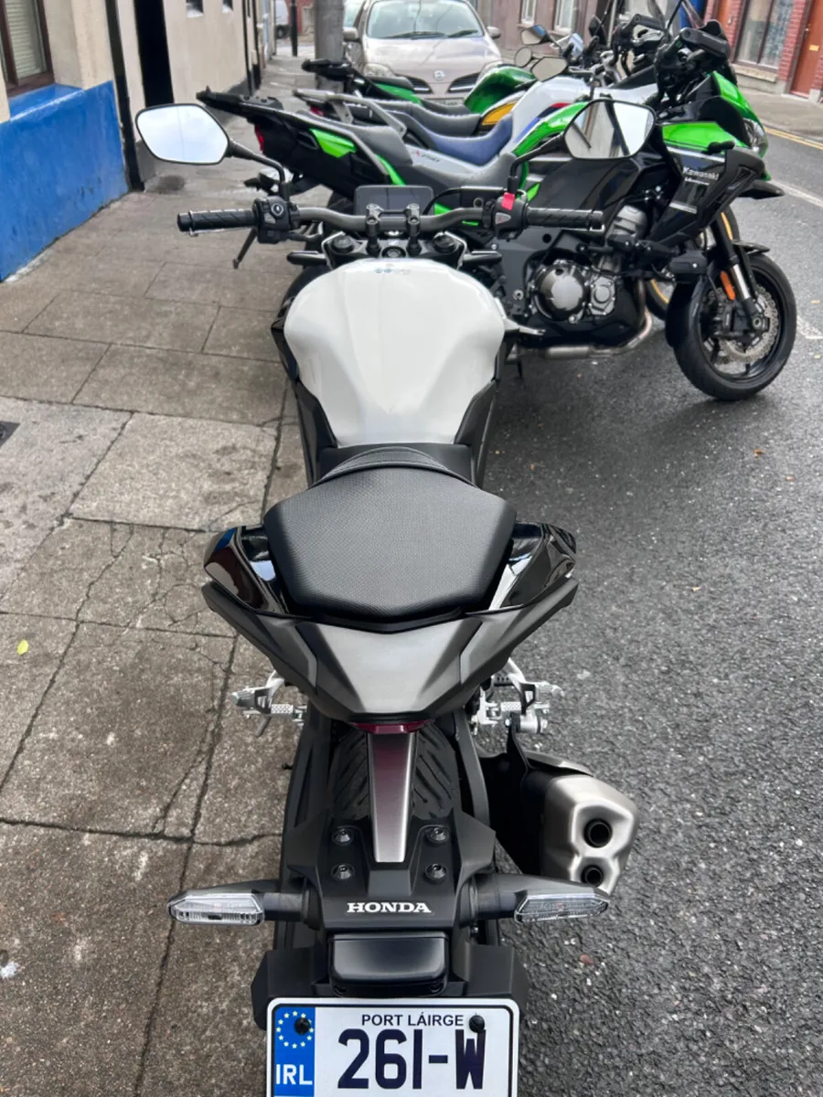 261 Honda CB 500 Hornet - Image 4