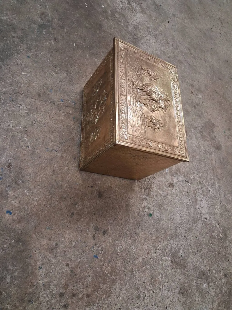 Log box - Image 2