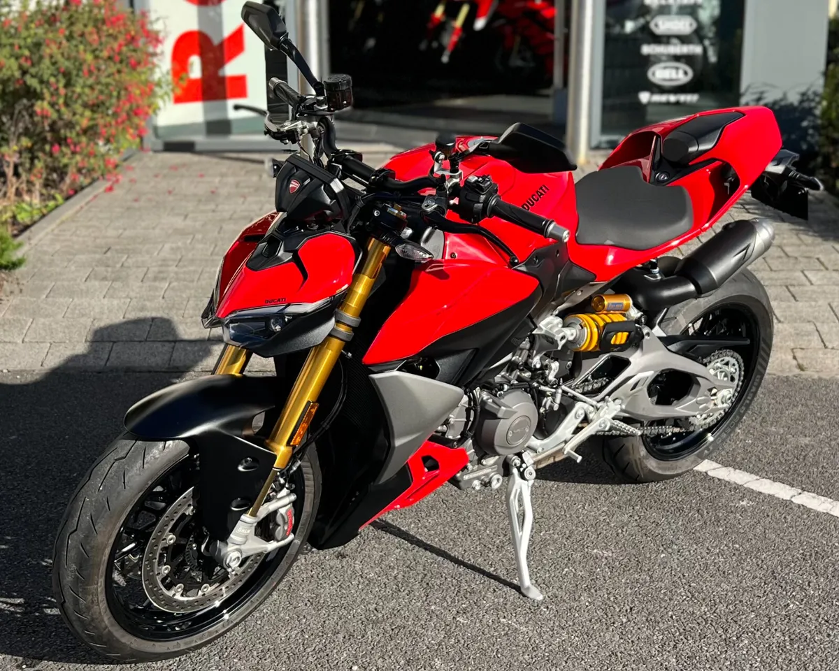 DUCATI STREET FIGHTER V2 S - Image 3
