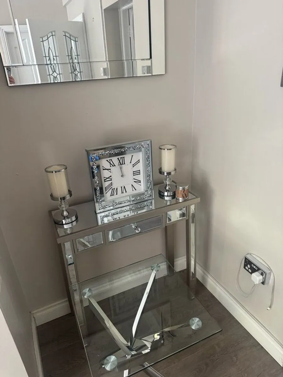 Home - Image 4
