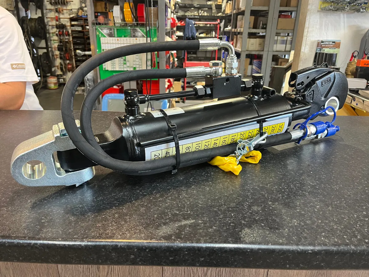 Hydraulic Top Link (Cat.3/3) - Image 2