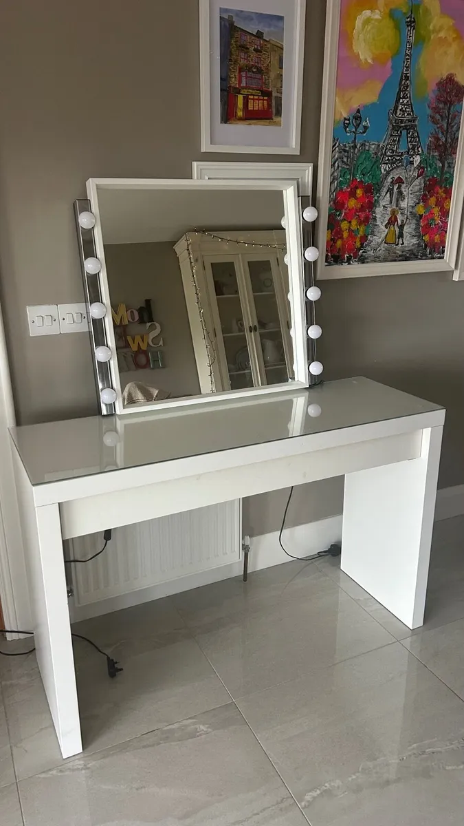 Dressing table & mirror - Image 3
