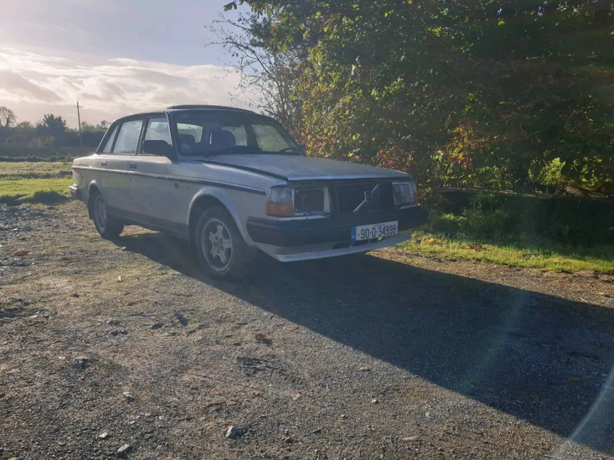 Volvo 240 - Image 1