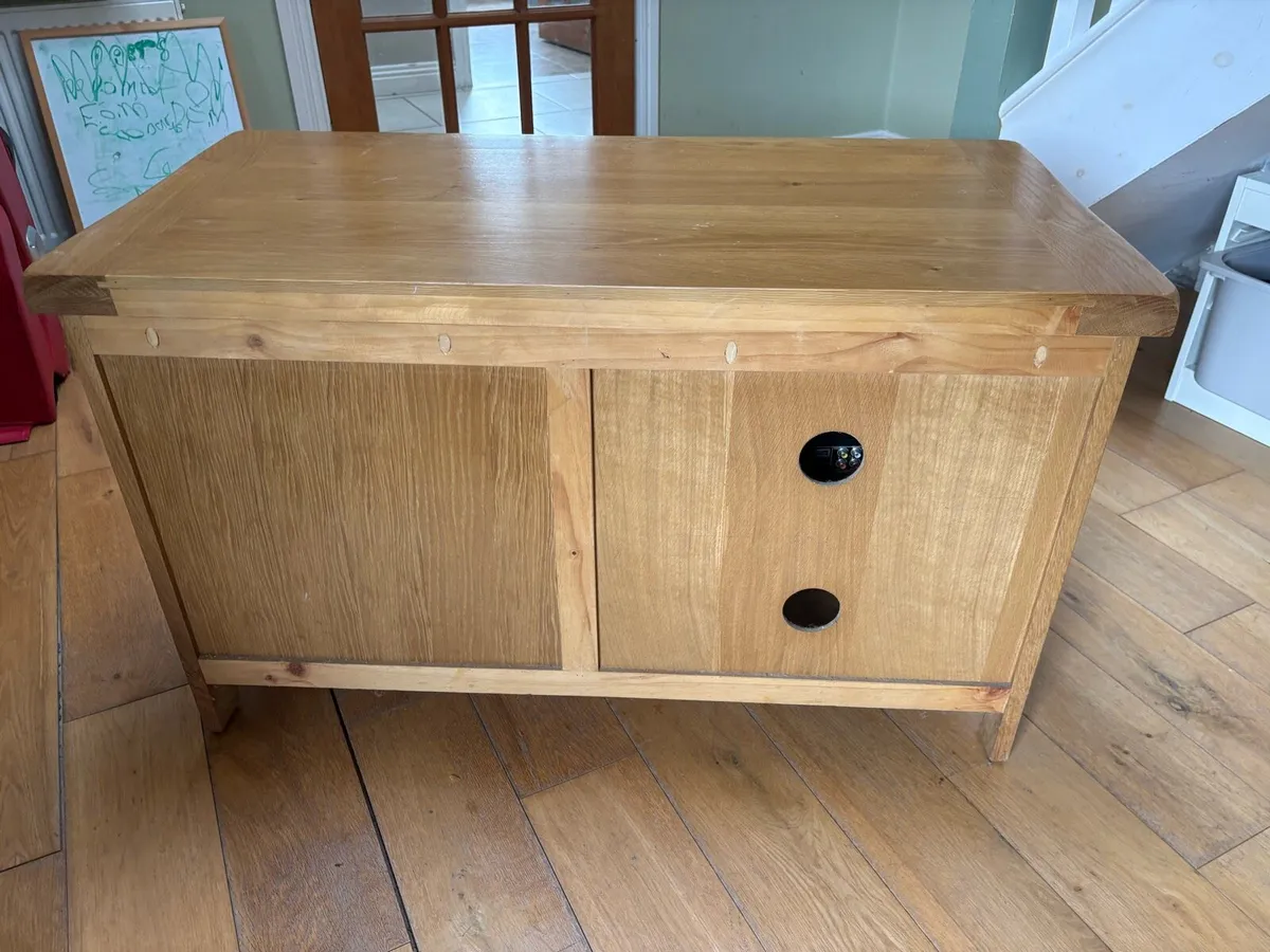 Solid Oak Tv unit - Image 2