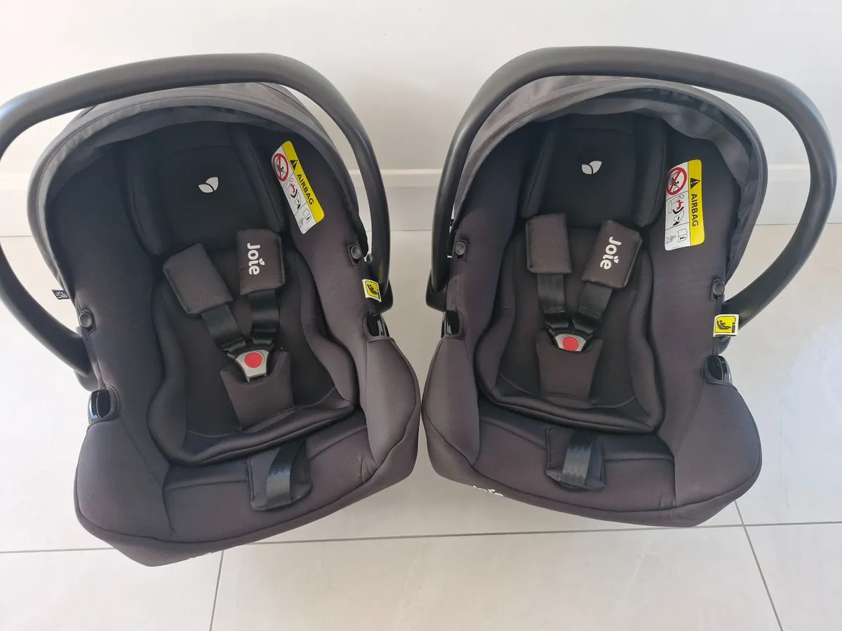 Joie i-Snug 2 Baby Car Seat & Isofix x 2 - Image 4