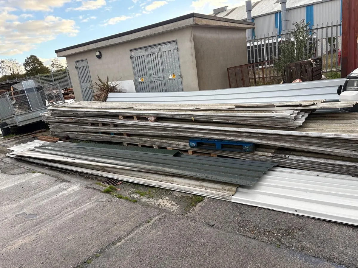 Galvanised sheets (10.2m Long) - Image 2