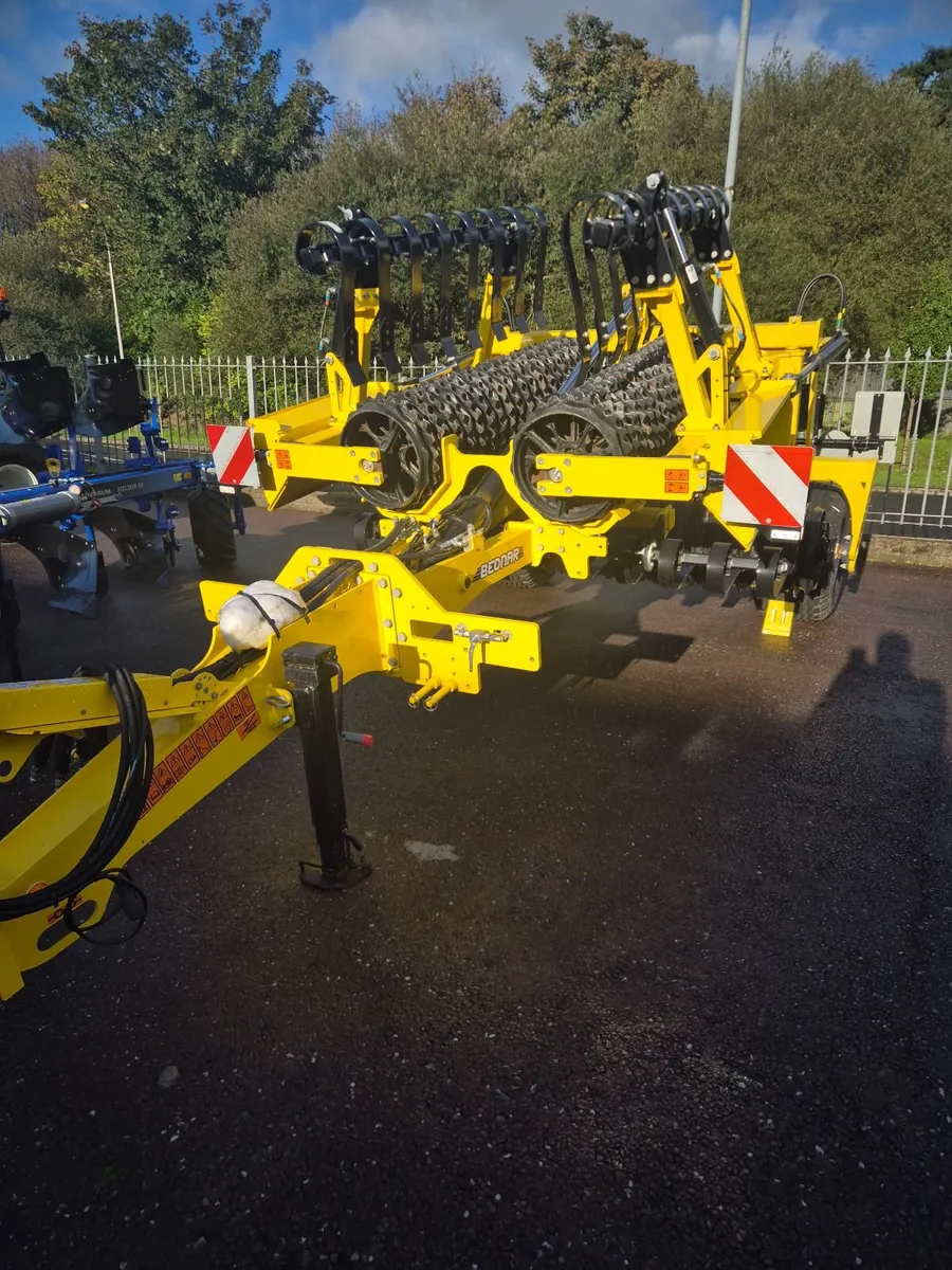 BEDNAR GALAXY GE 6300 Ring Roller. - Image 3