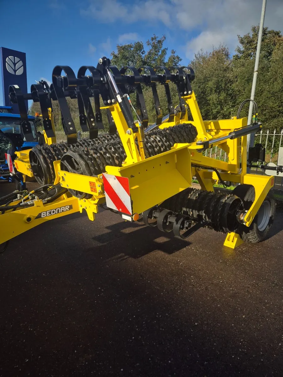 BEDNAR GALAXY GE 6300 Ring Roller. - Image 4