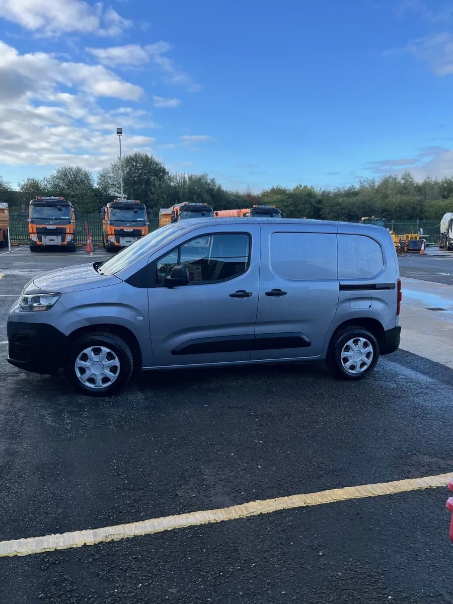 Citroen Berlingo 2021 1.5 BlueHDi 75 MWB 650 - Image 2