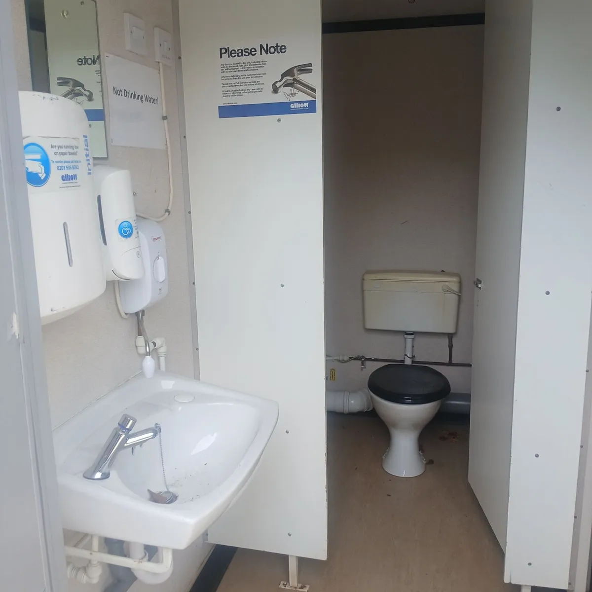Toilet unit - Image 3