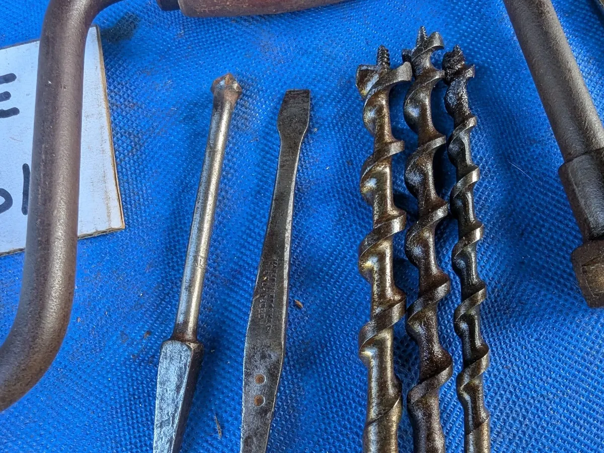 Antique  Carpenters Brace & Bits - Image 2