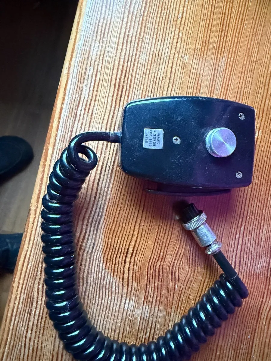 Ham/cb radio Yaesu 4 pin microphone clean - Image 2