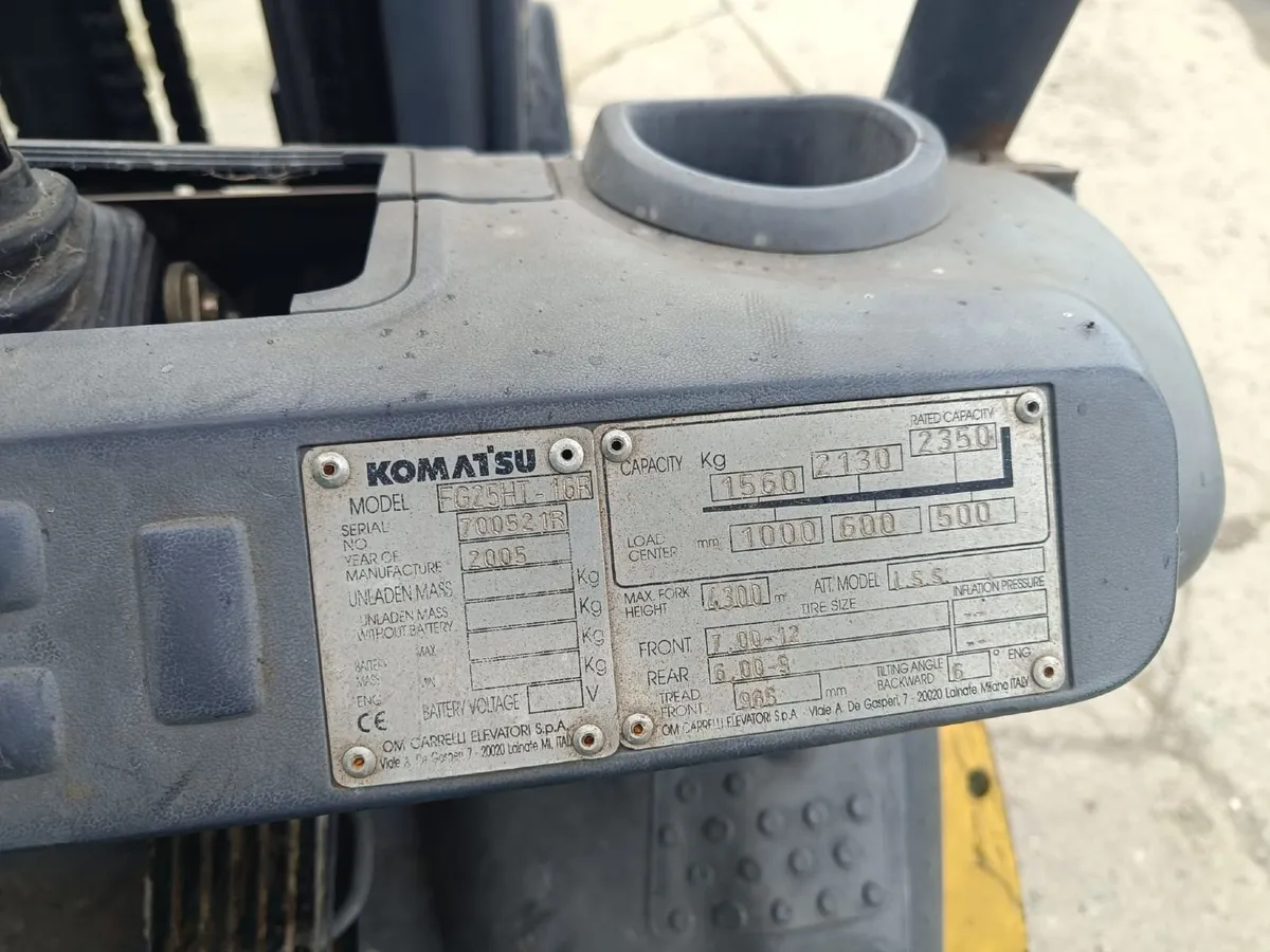 Komatsu 2.5 Tonne Gas Forklift 2005 - Image 2