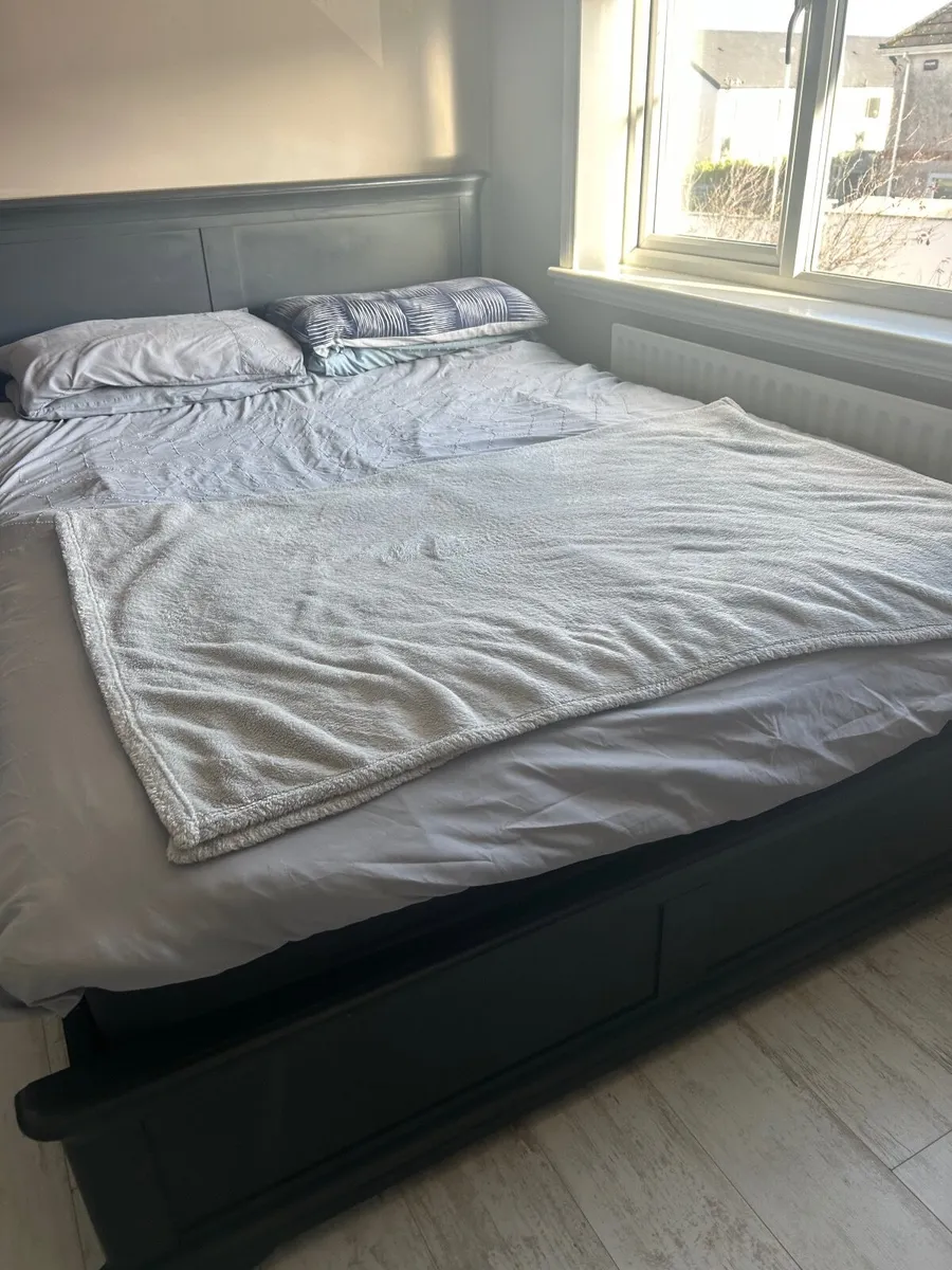 Bed frame - Image 2