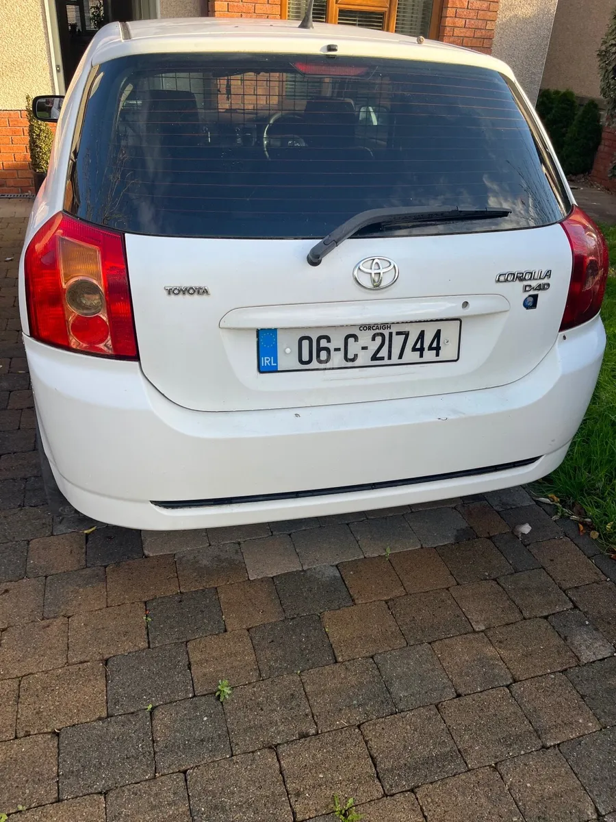 Toyota Corolla 2006 - Image 2