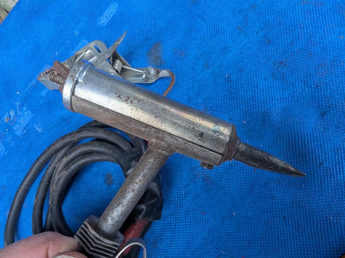 12v Soldering Iron - Image 1