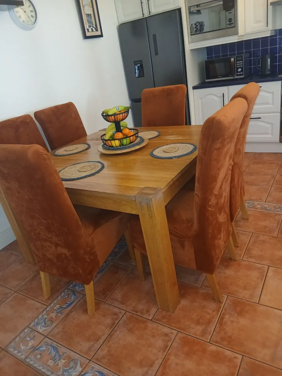 Dining table and chairs - Image 3