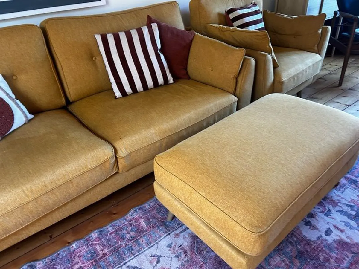 sofa - Image 3