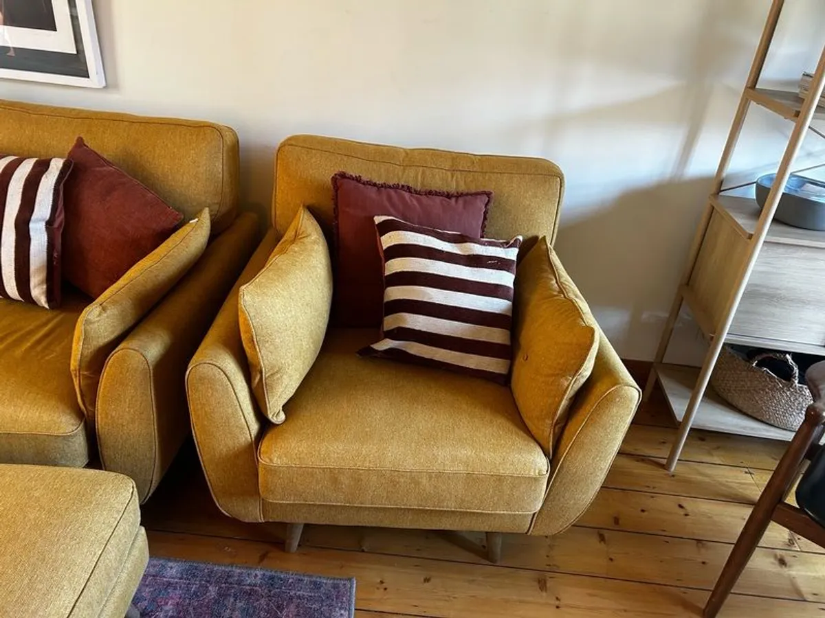 sofa - Image 2