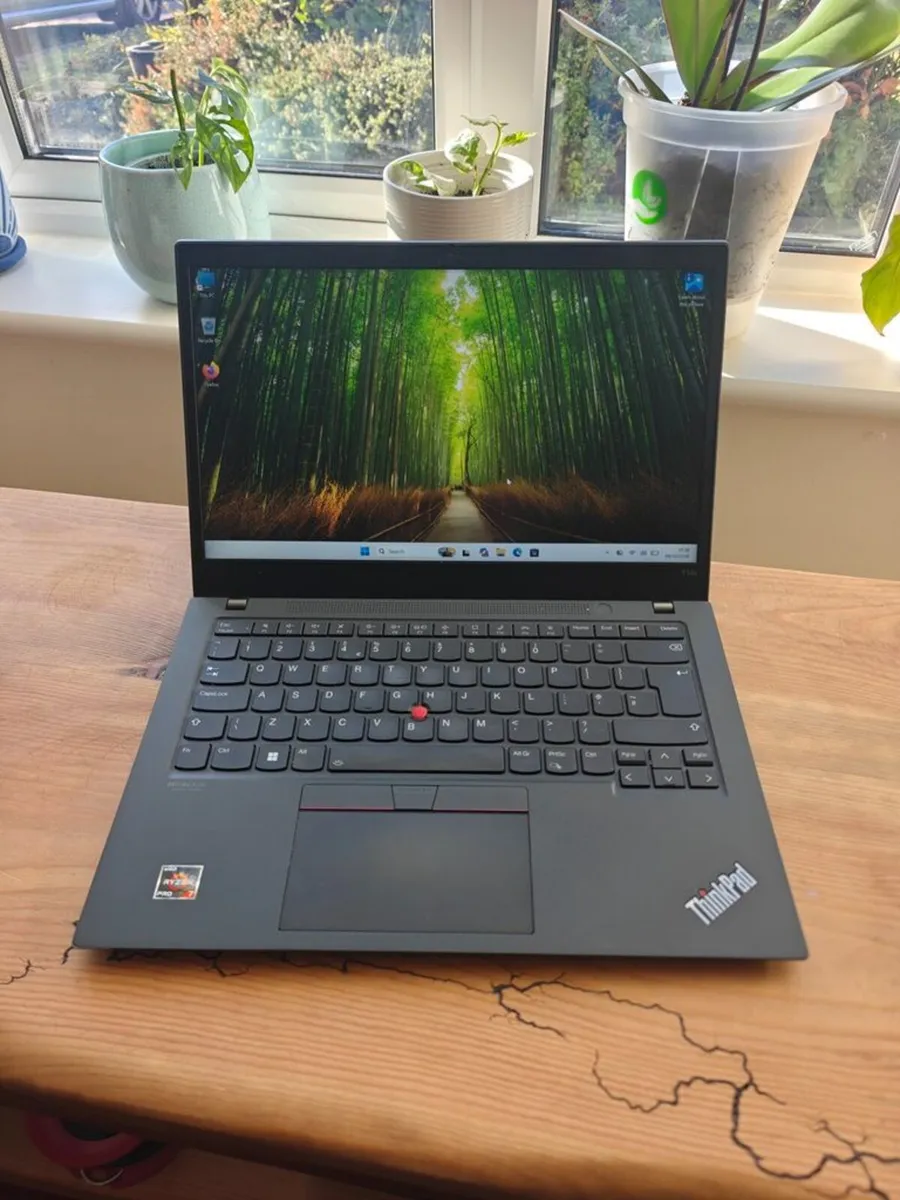 Lenovo Thinkpad T14s Gen 2 | AMD Ryzen | 16GB | - Image 1
