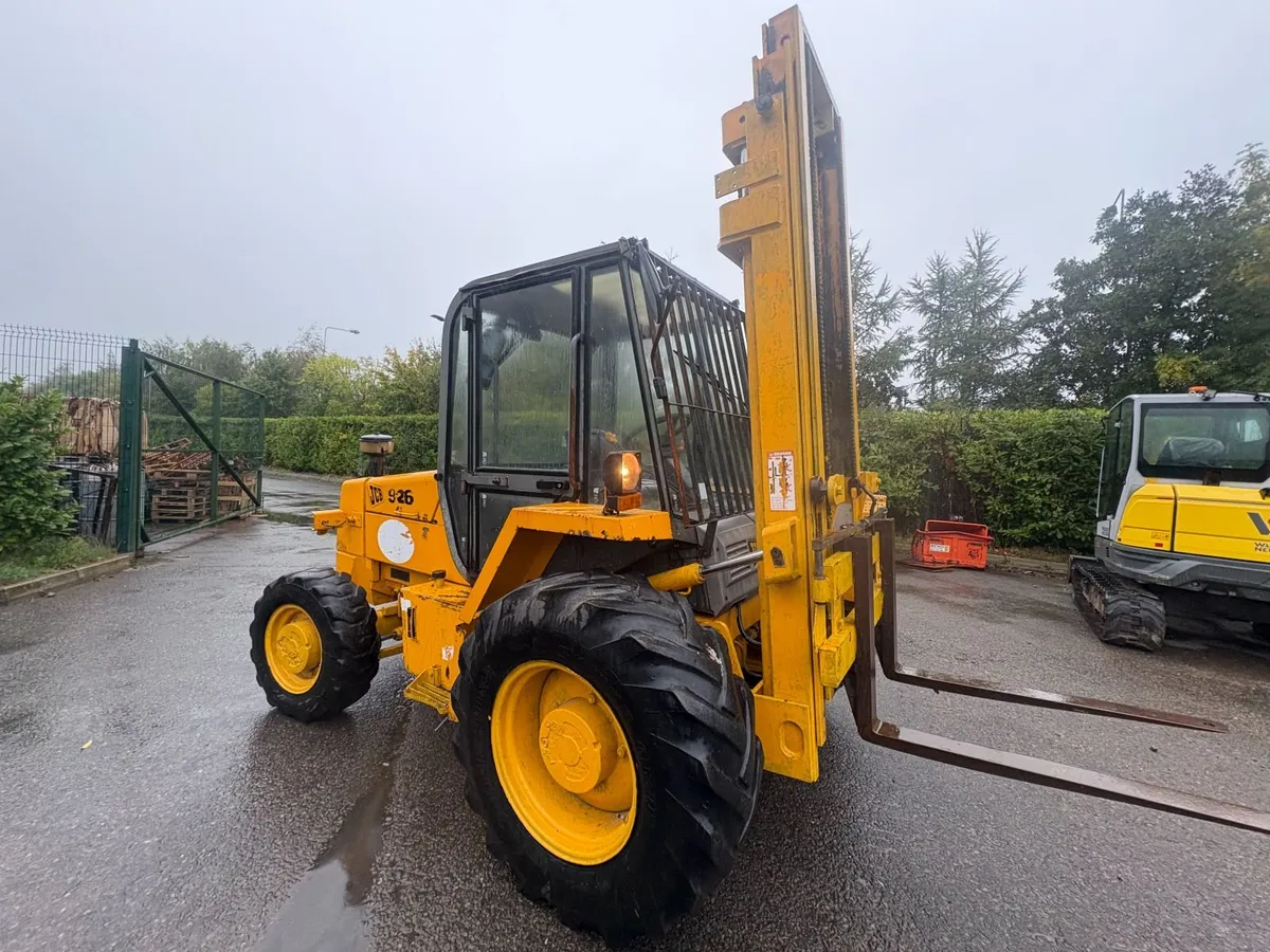 JCB 926 rough terrain forklift - Image 3