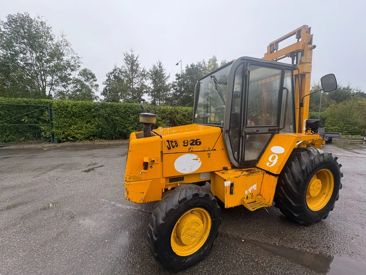 JCB 926 rough terrain forklift - Image 4