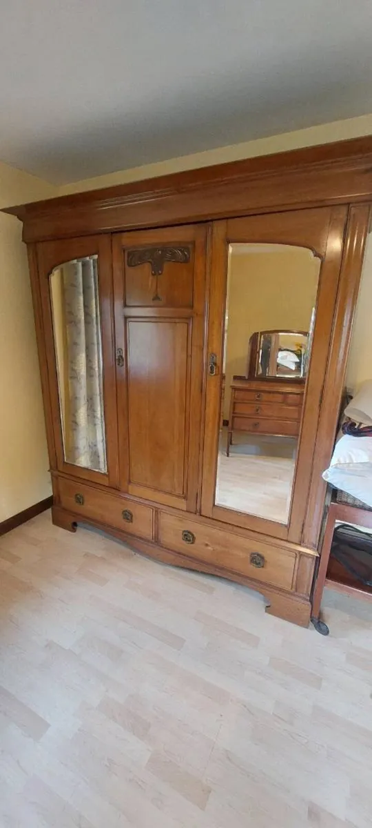 Wardrobe and Dressing Table - Image 1