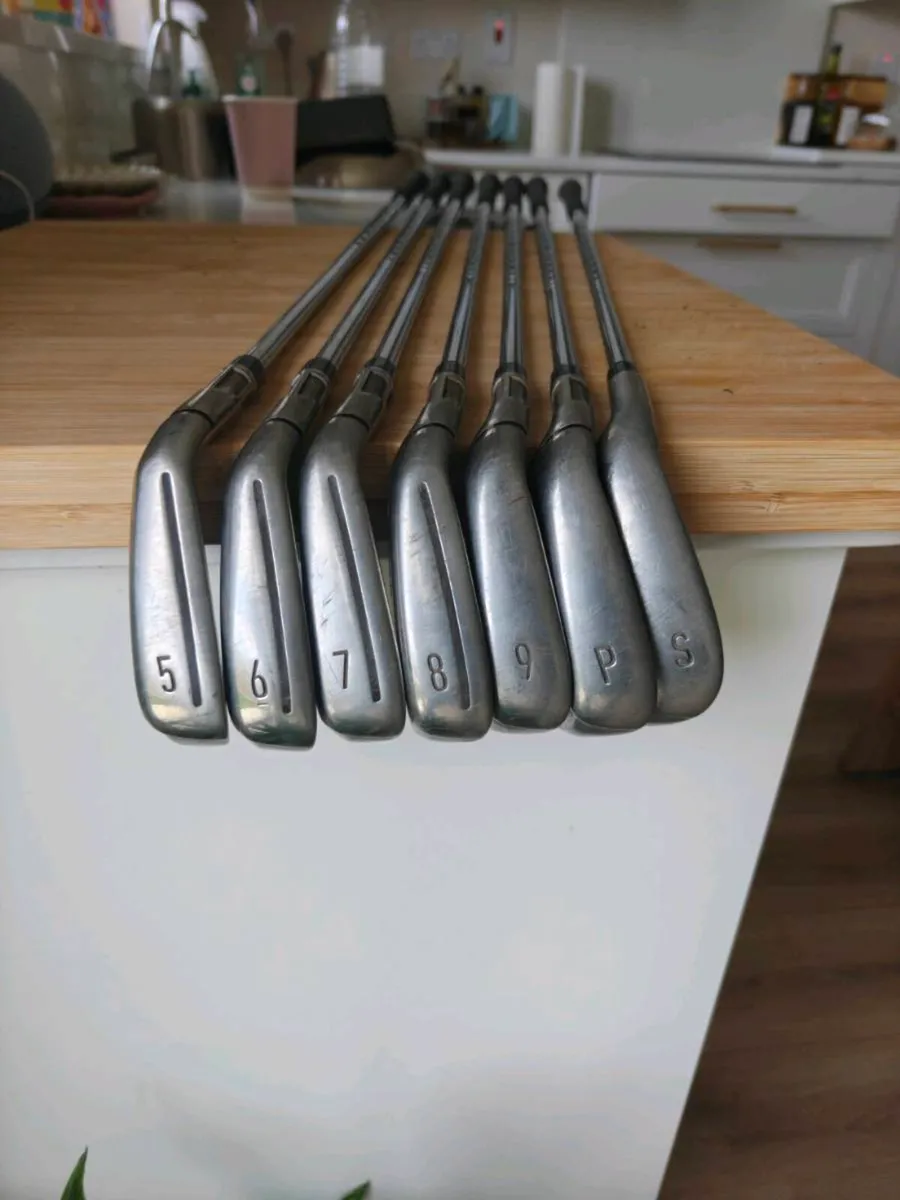 Left handed Irons - Image 1