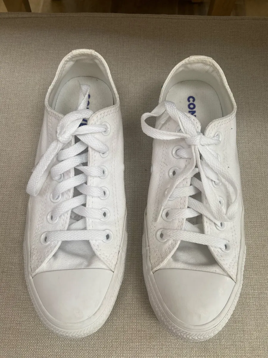 Converse - Image 1