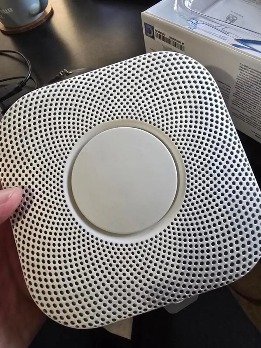 Google Nest Protect Wired Smoke & CO Alarm Unused - Image 2