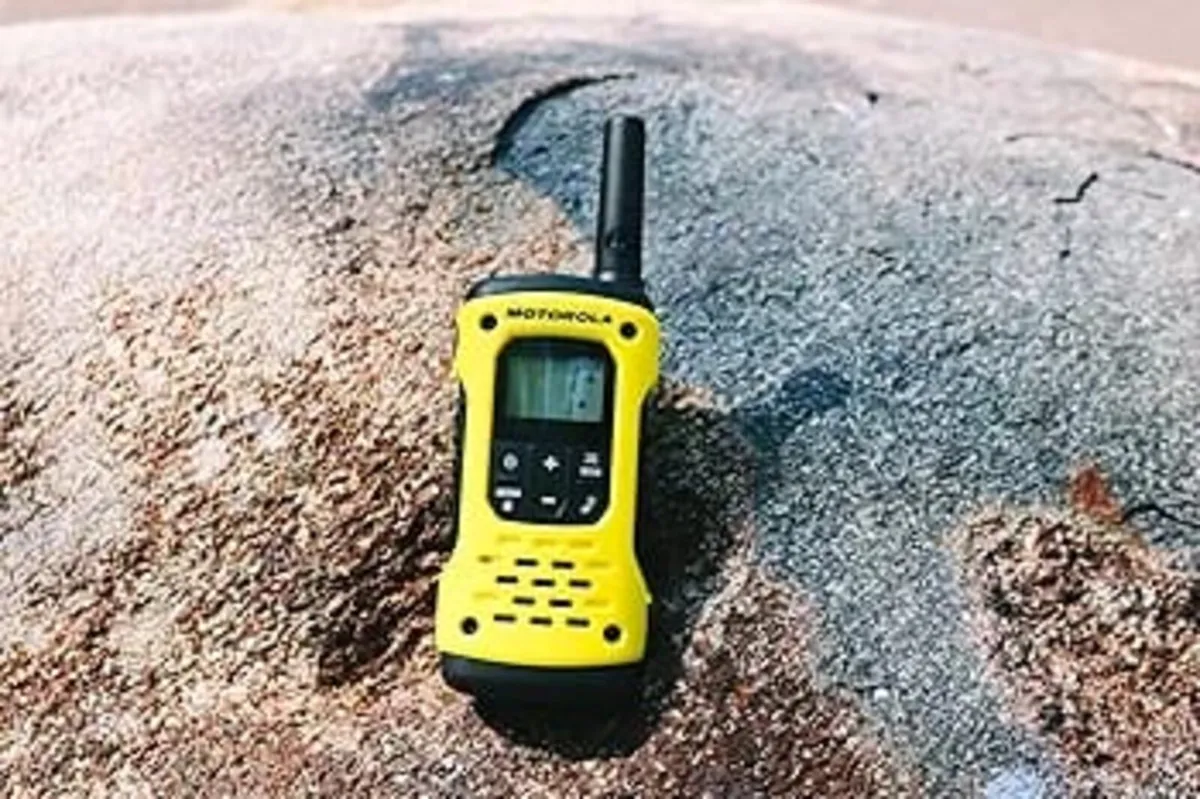 Tlkr T92 H2O PMR446 2-Way Walkie Talkie Waterproof - Image 4