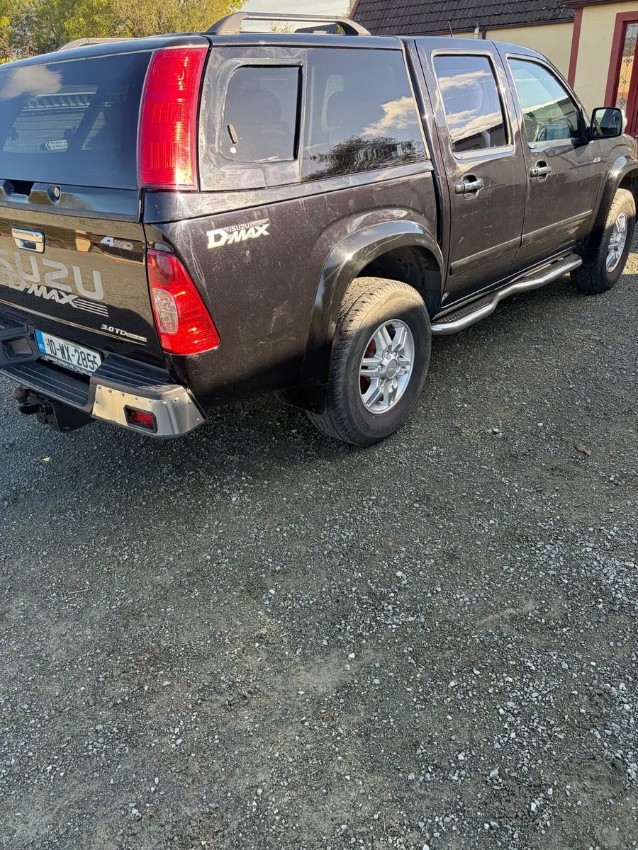 2010 Isuzu Dmax - Image 2