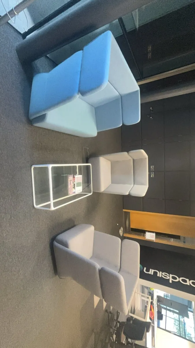Reception chairs - Image 2