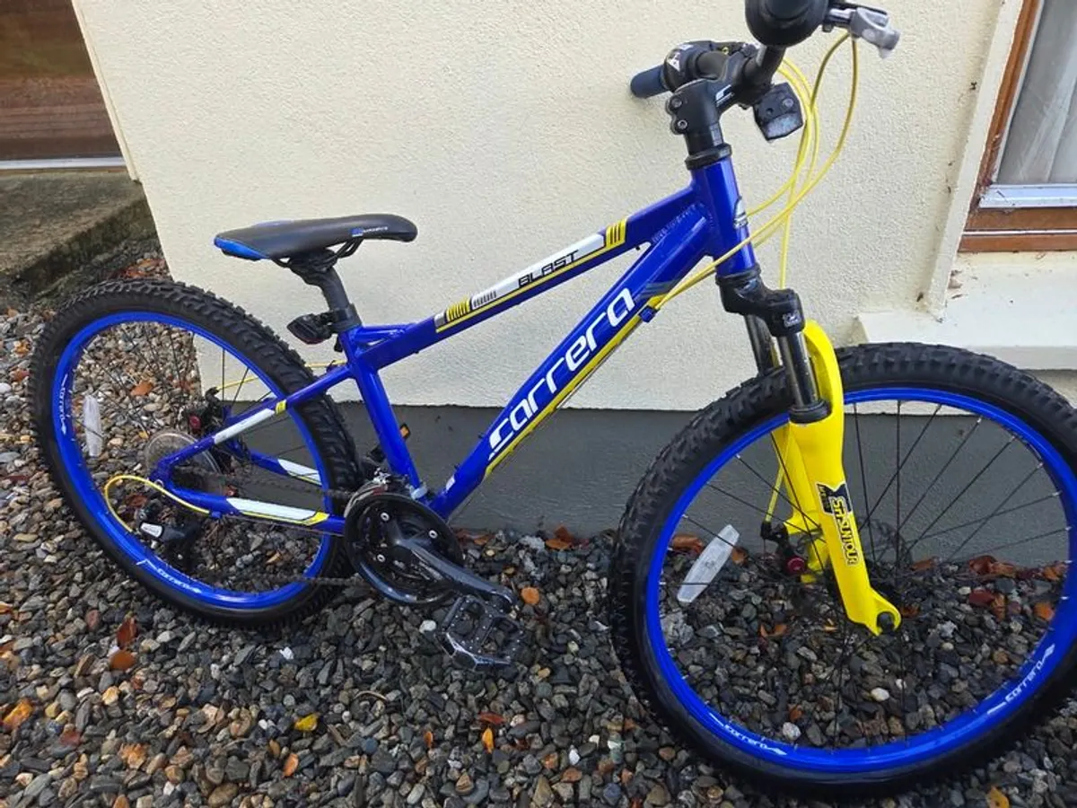 Carrera Blast Junior mountain bike 24" Wheel - Image 3