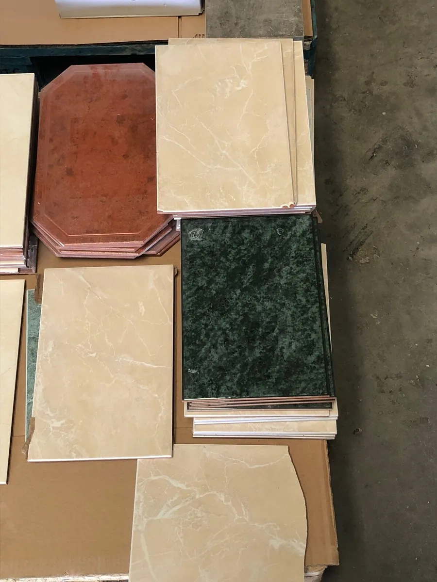 Free tiles to take away - Image 3