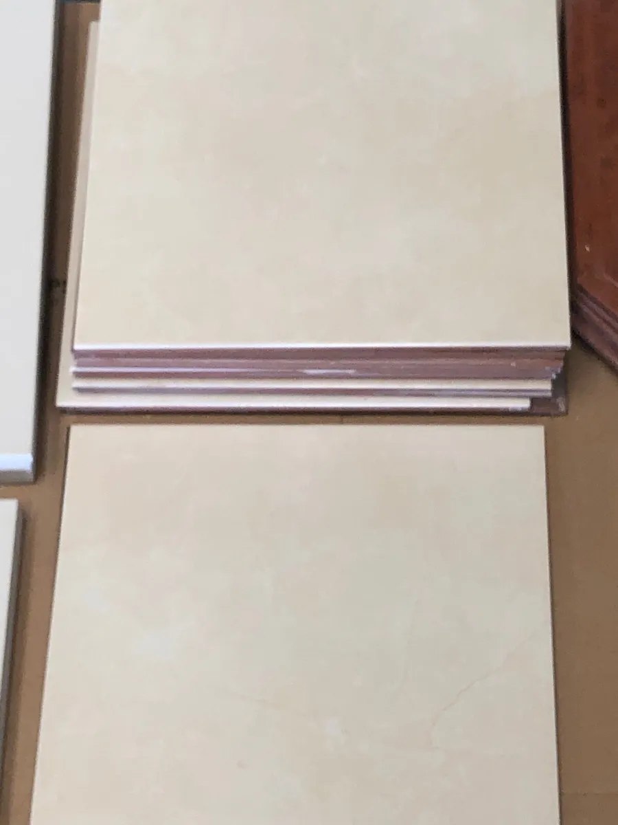Free tiles to take away - Image 4