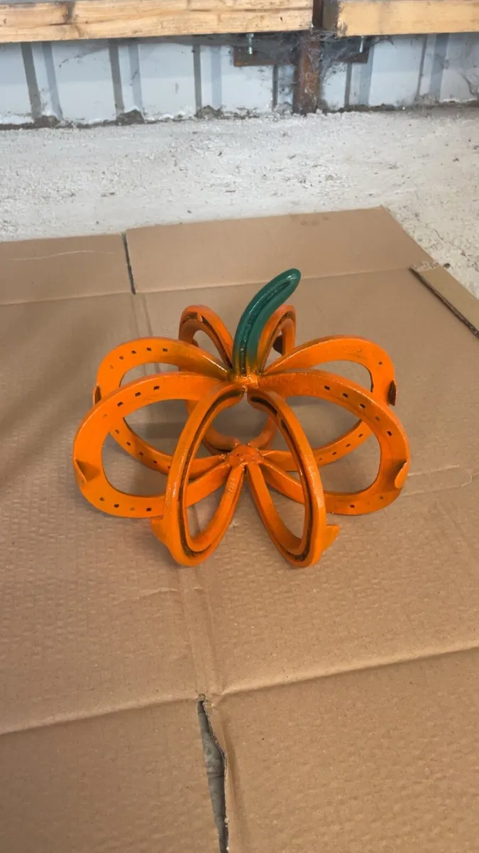 Horseshoe Pumpkins 🎃 - Image 1