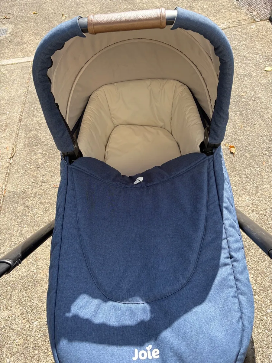 Joie Travel System - Image 2