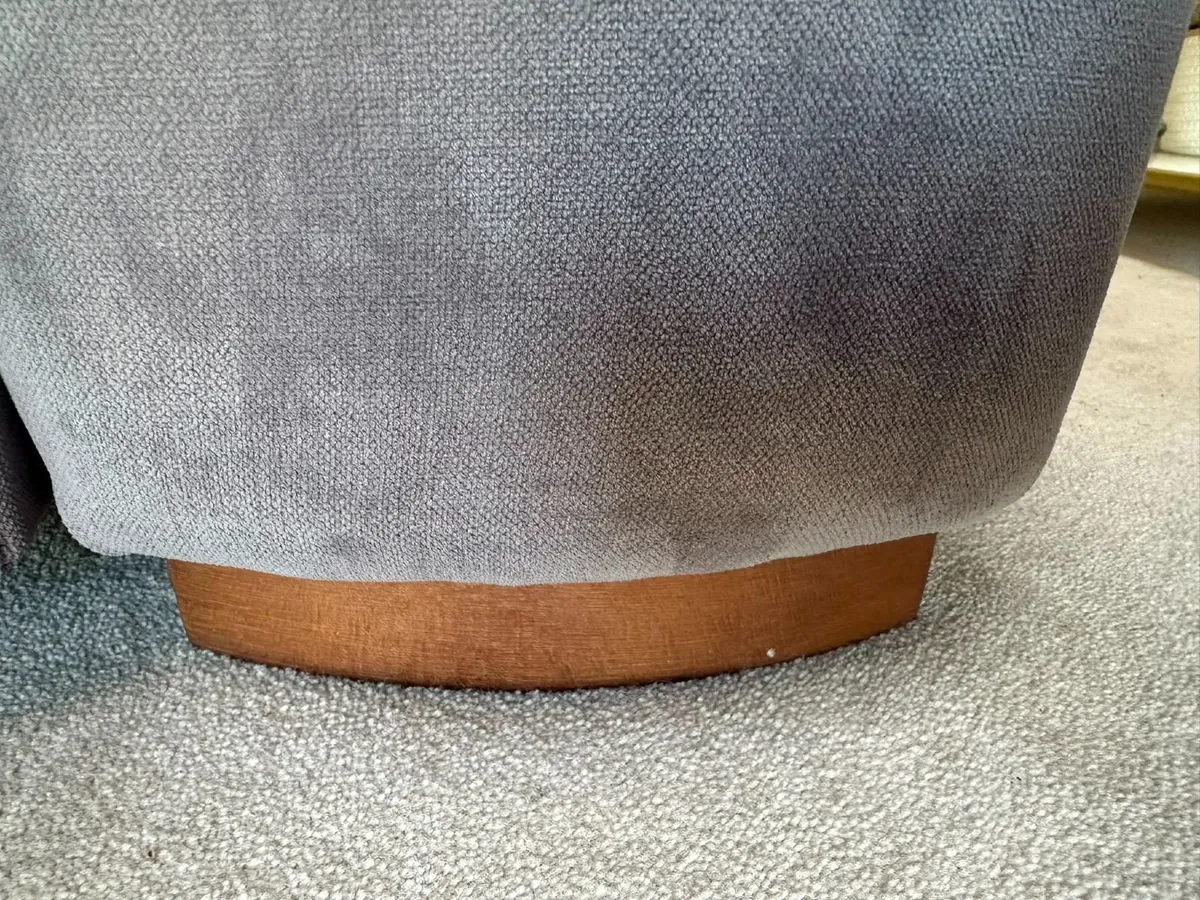 Fama Couch - Image 2