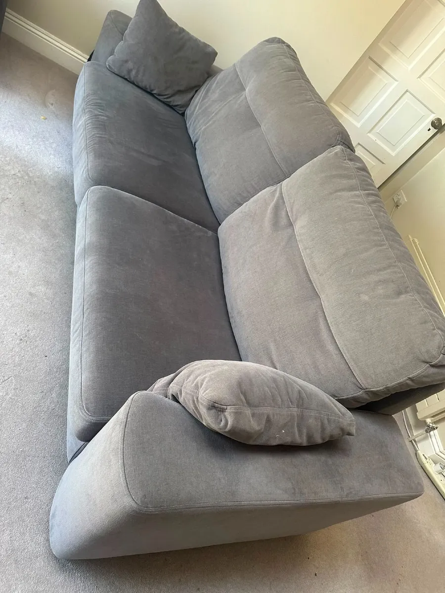 Fama Couch - Image 4