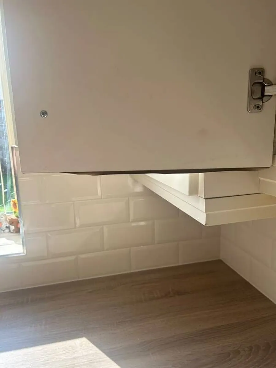 Cream Kitchen for Sale Including Appliances - Image 4