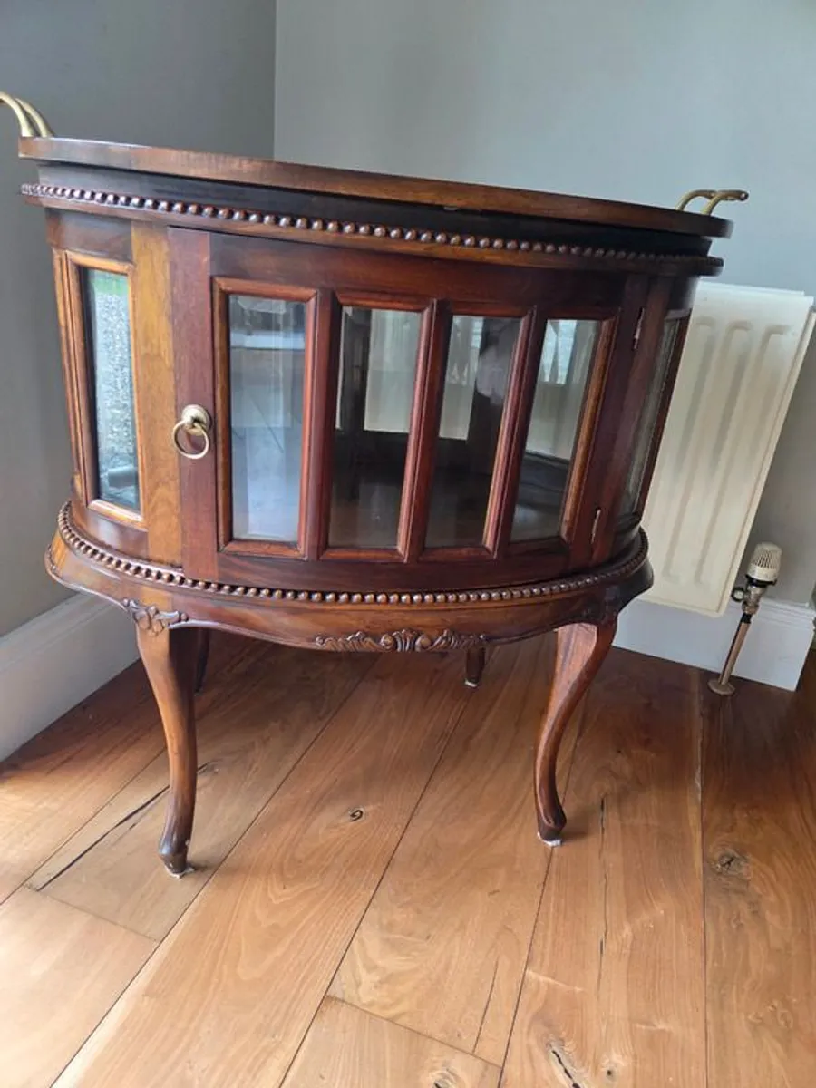 Drinks cabinet - Image 2