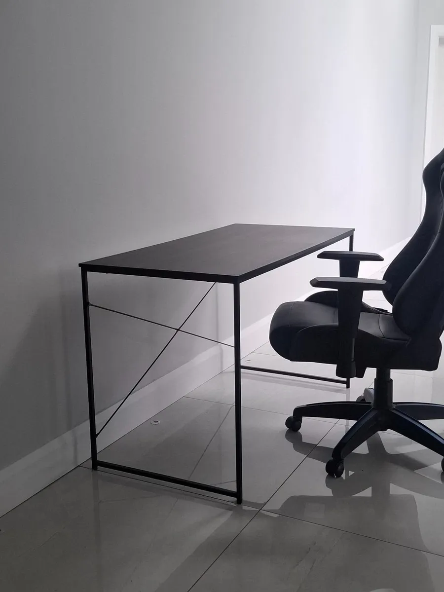 Desk - Image 1