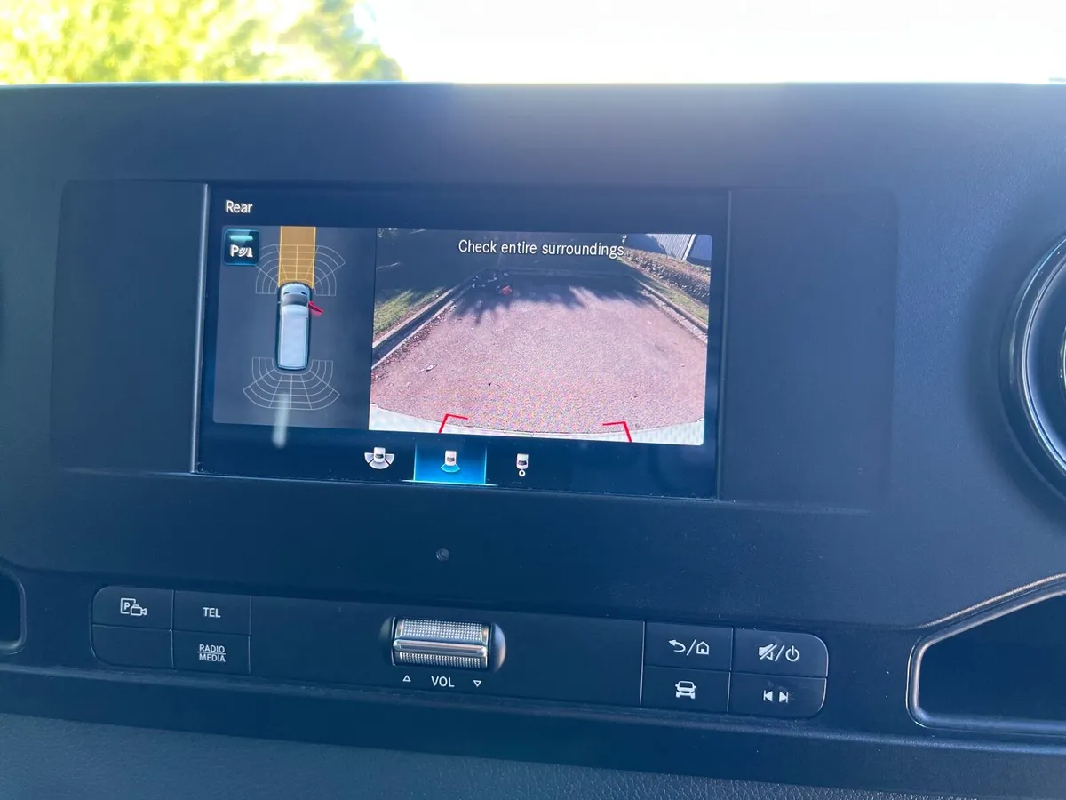 Mercedes-Benz Sprinter 2024 - Image 3