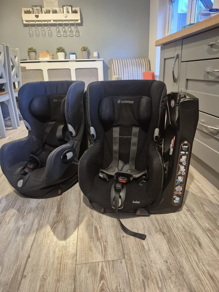 Maxi cosi Swivel car seat - Image 2