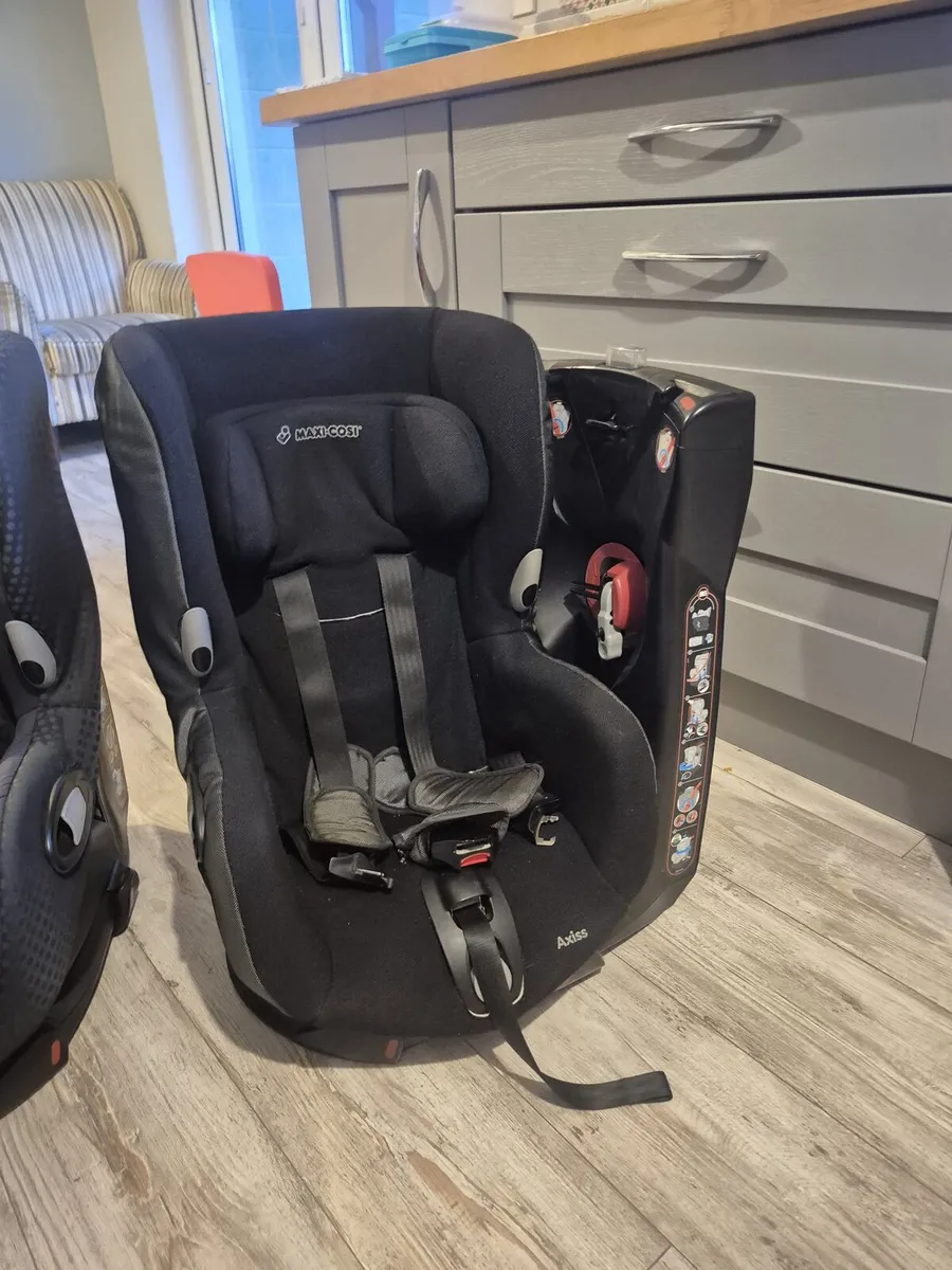 Maxi cosi Swivel car seat - Image 3